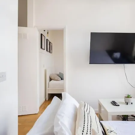 Apartamento Deluxe Flat On Kentish Town Londres Exterior foto